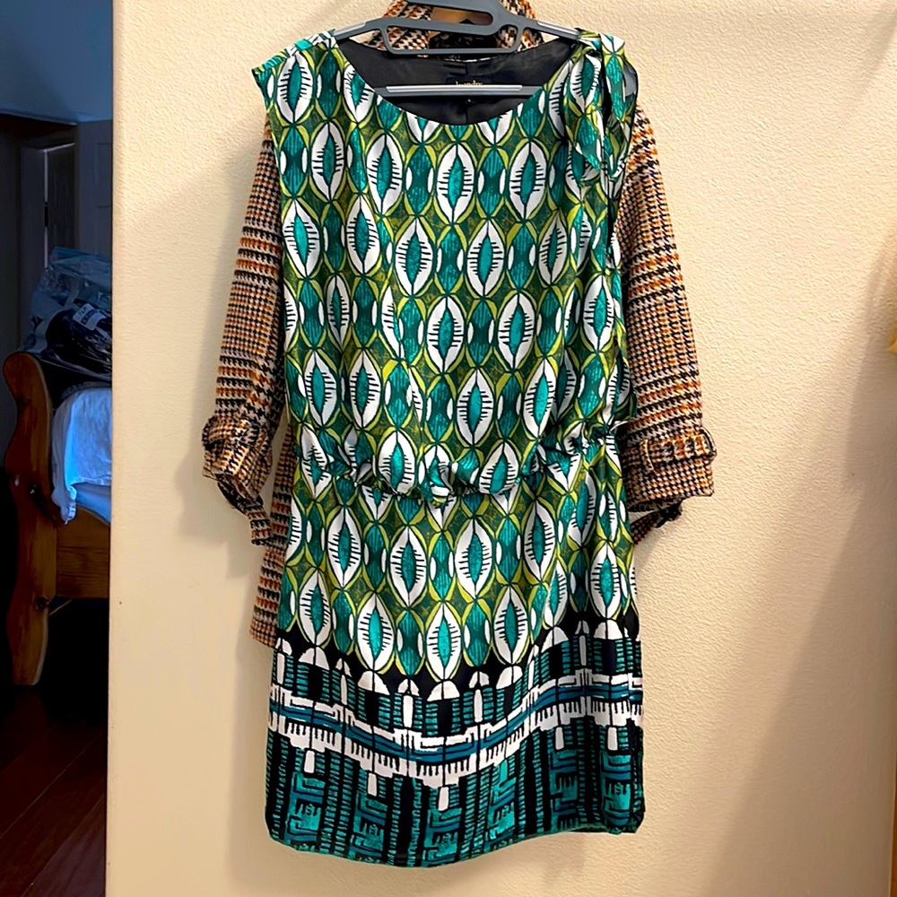 Laundry by Shelli Segal Size 6